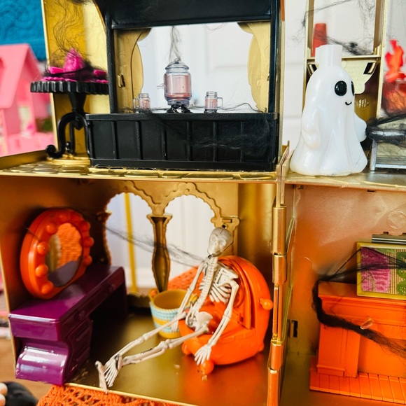 CUSTOM MADE Massive Gold Haunted Dollhouse - Picture 6 of 16